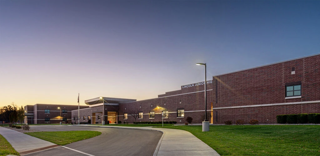 Lincoln Jr High Exterior