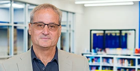 headshot of Bernie Leazier