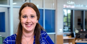 headshot of Candace Norris