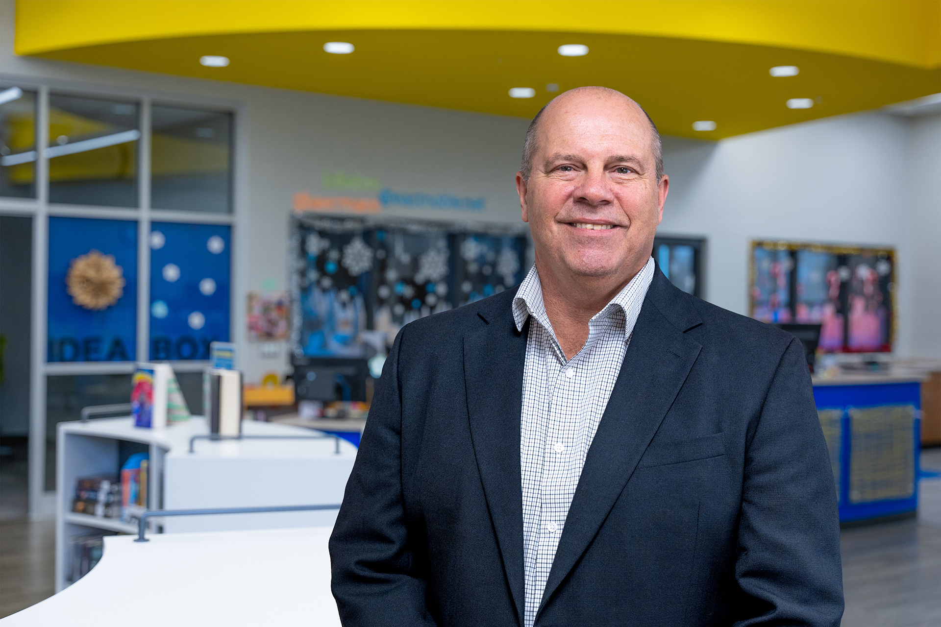 Dr. Randy Zimmerly Headshot