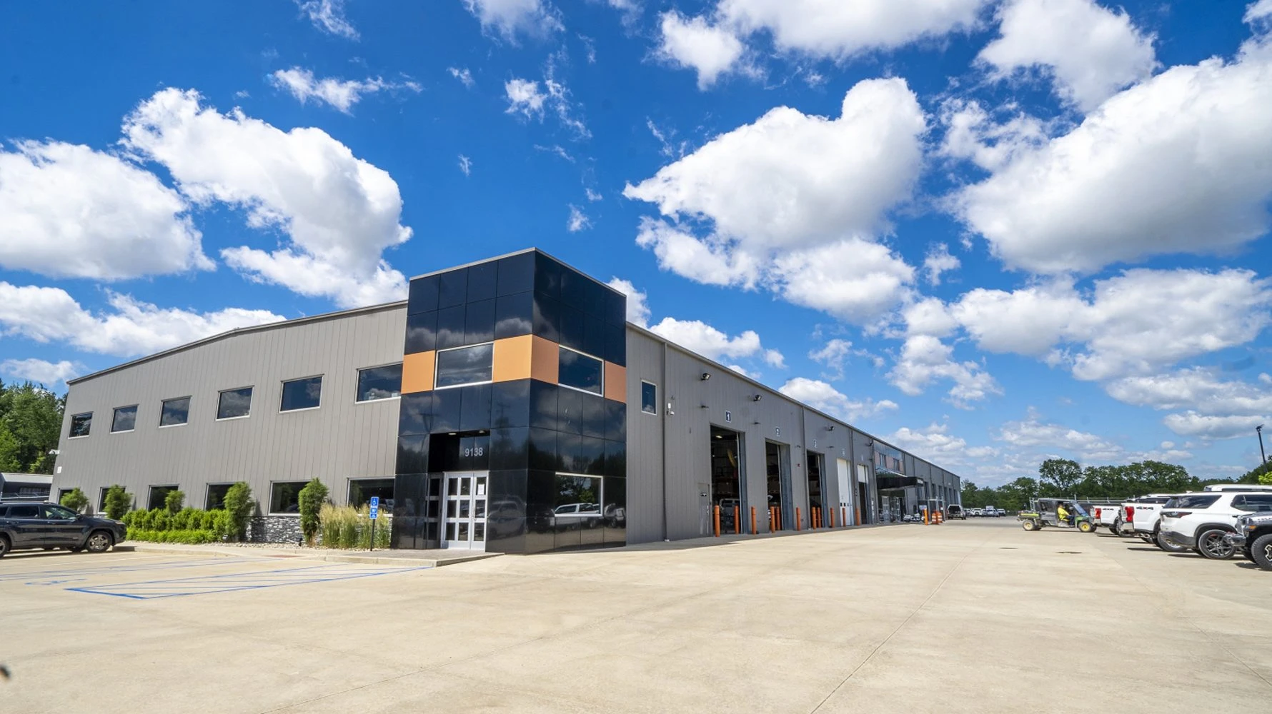 Premier Truck Rental Exterior