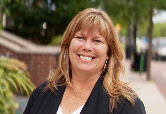 Lori Martin, Legal Assistant