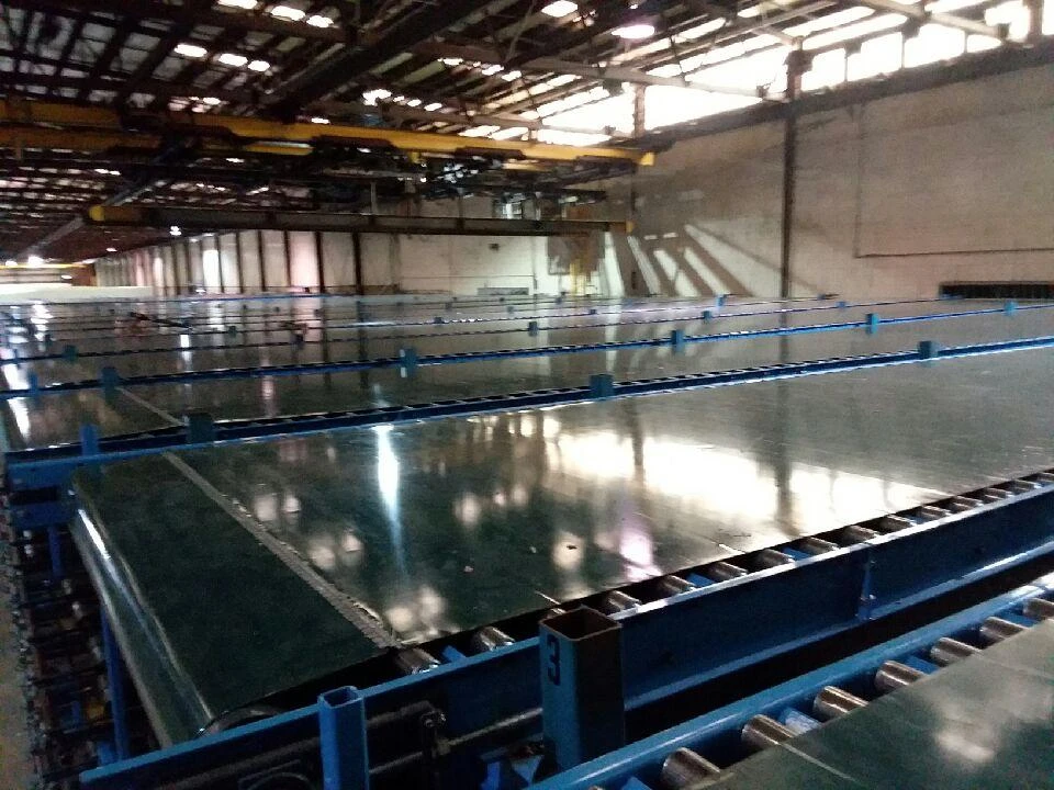 Wide belt conveyor