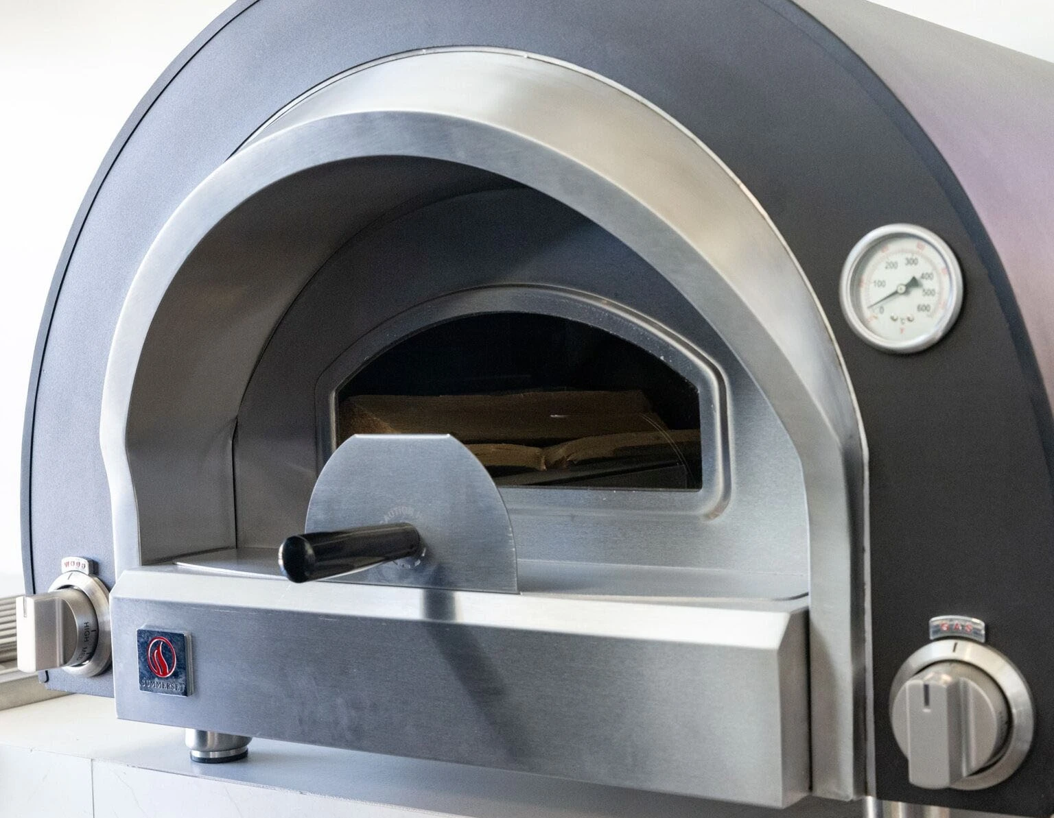 Outdoor Pizza Ovens: Expanding Your Culinary Horizons Beyond the Grill