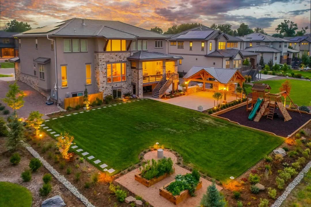 Crafting Memories in a Colorado Lakeside Escape