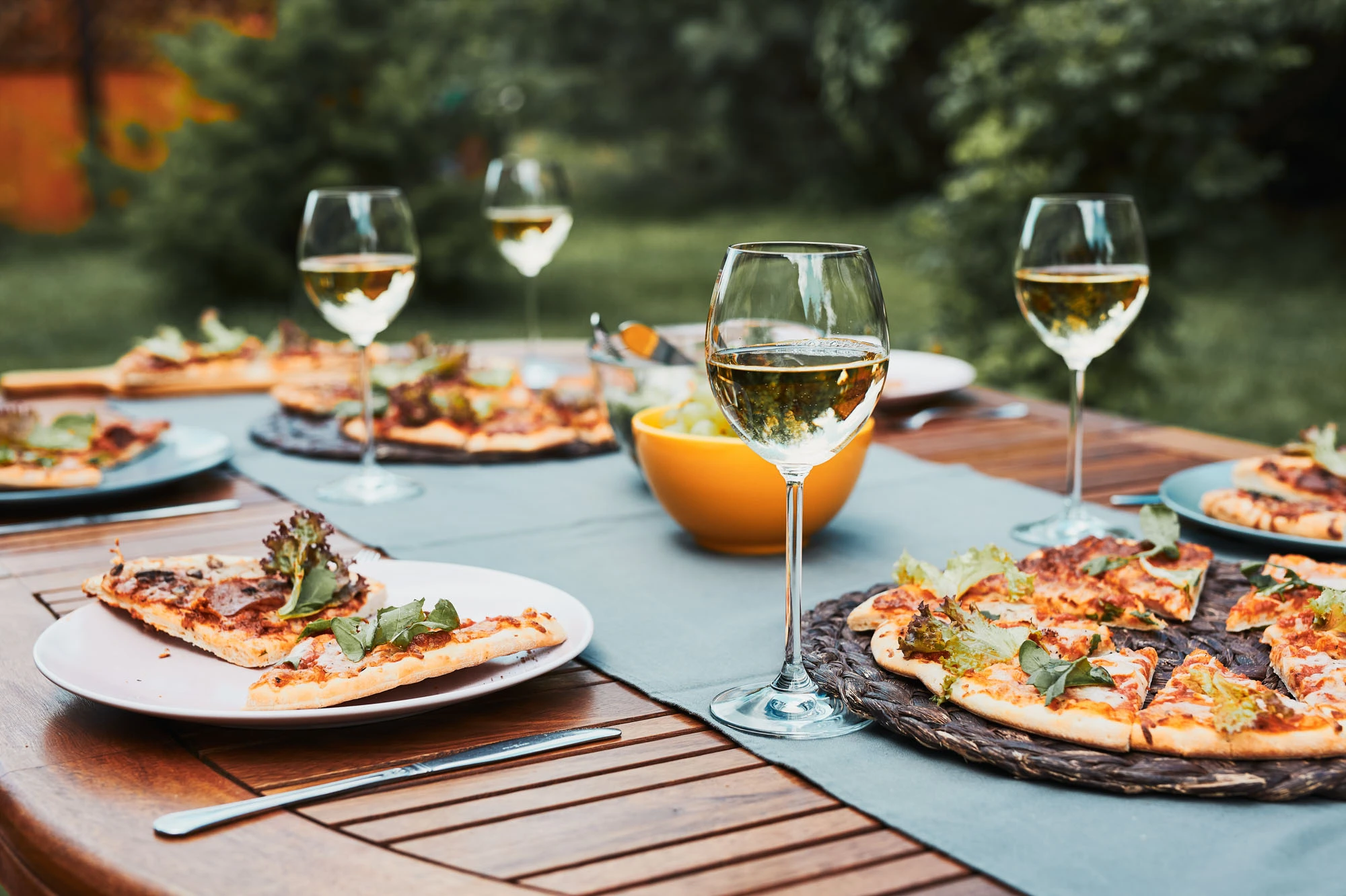 The Outdoor Pizza Oven Designed for Wood-Fired Flavor and Control