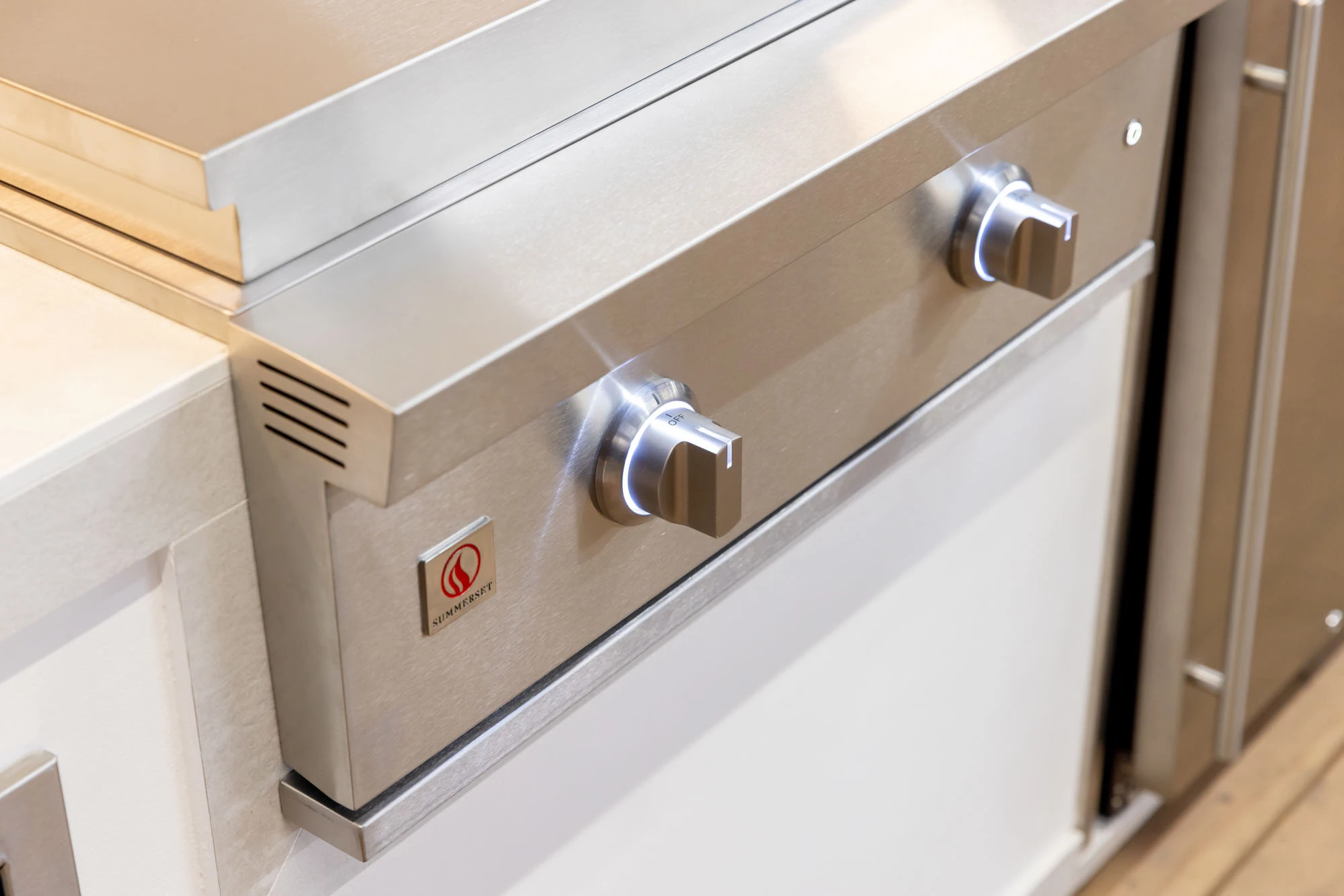 The Griddle Pro: Bring More to the Table with a Flat-Top Grill