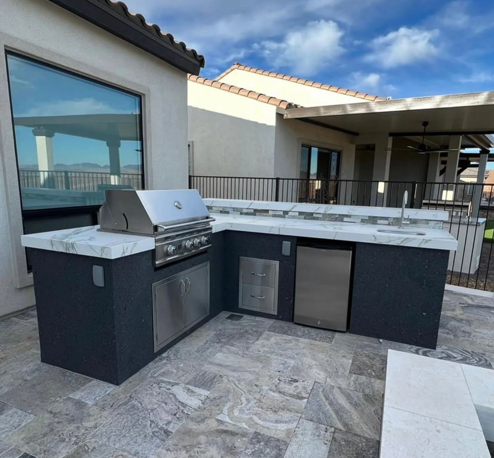 Desert Luxury Done Right: An Outdoor Kitchen with a View