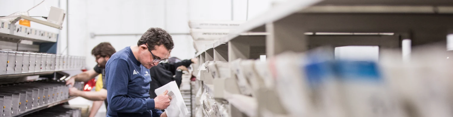 mail sorting employee