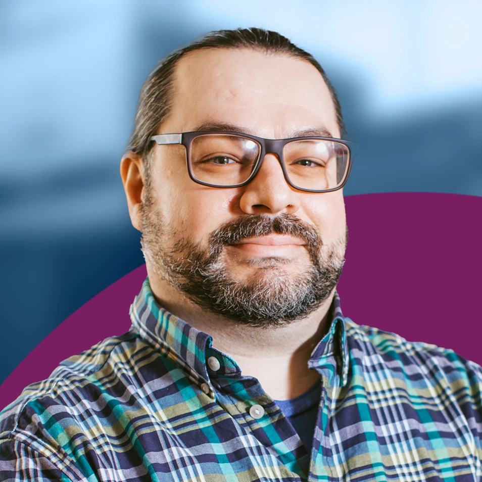 headshot of Lucas Strohmenger