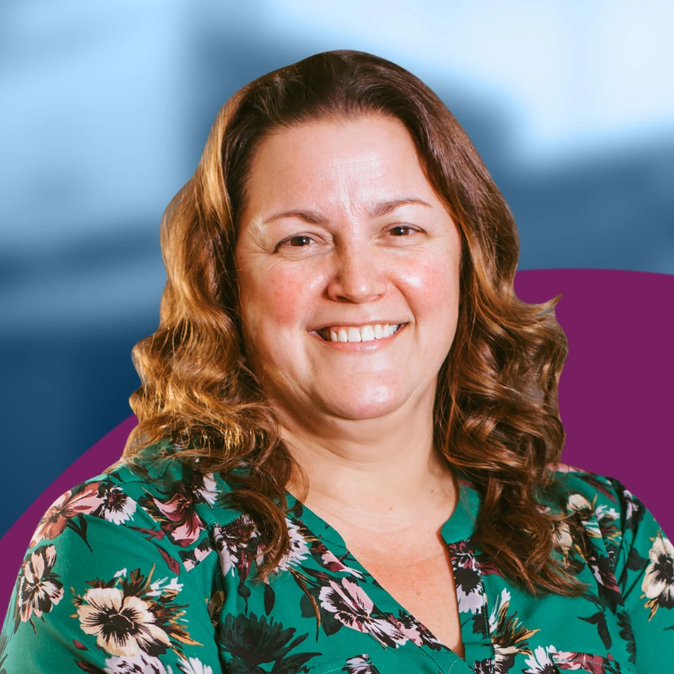 headshot of Teresa Salemi-Gumiran